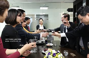 Đoàn luật sư thành phố Hà Nội chúc tết Vietthink