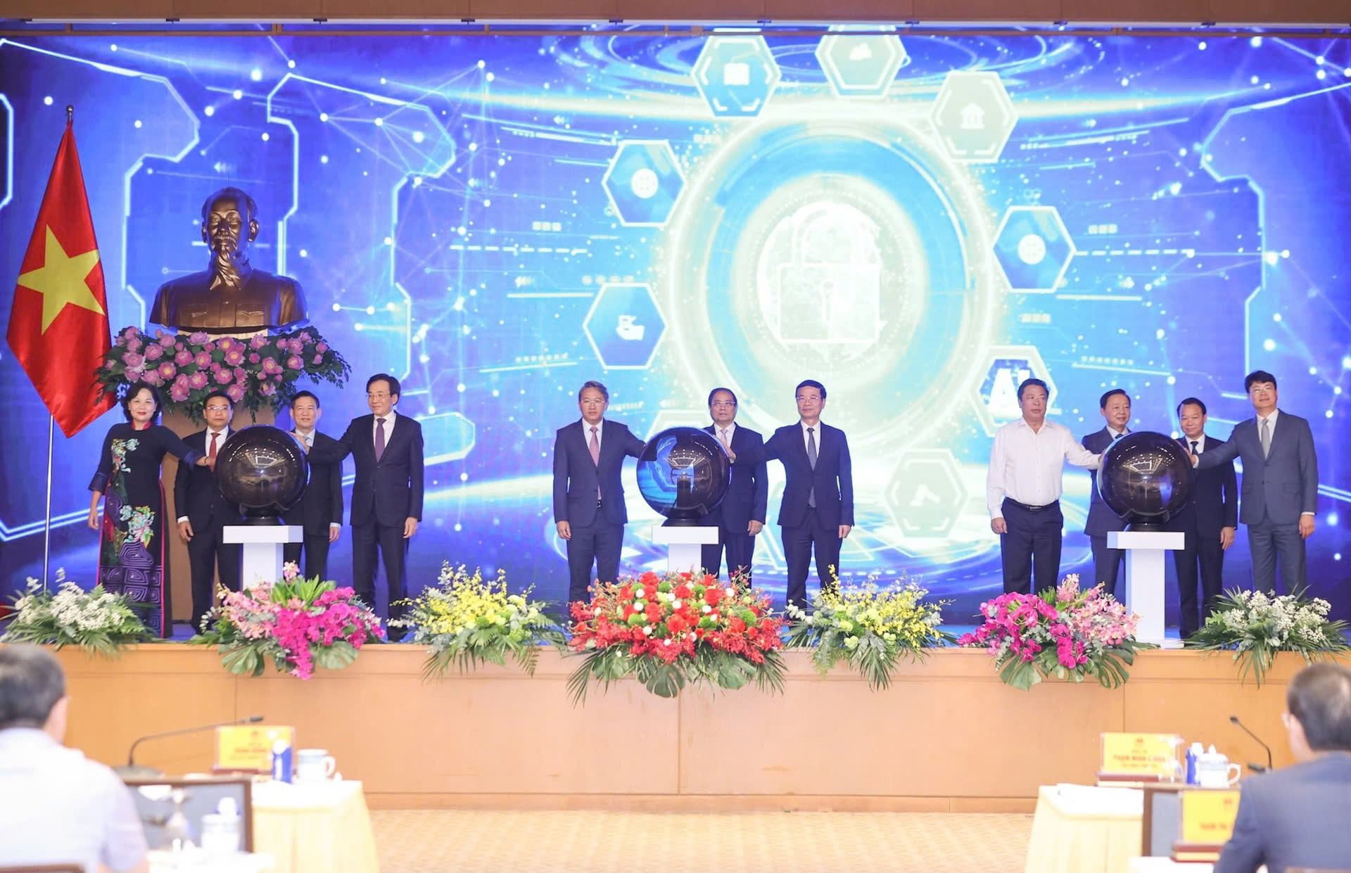 Vietthink đồng hành cùng Cổng Pháp luật Quốc gia